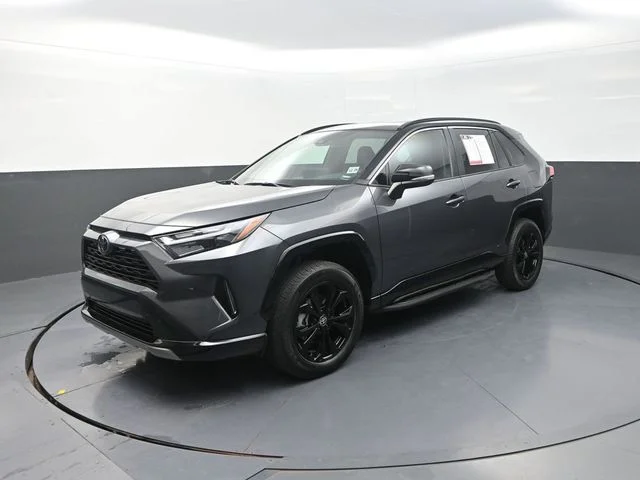 Used 2025 Gray Toyota XSE image 3
