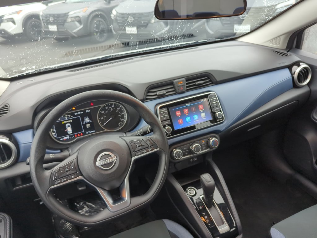 Used 2025 Silver Nissan 1.6 SV image 16