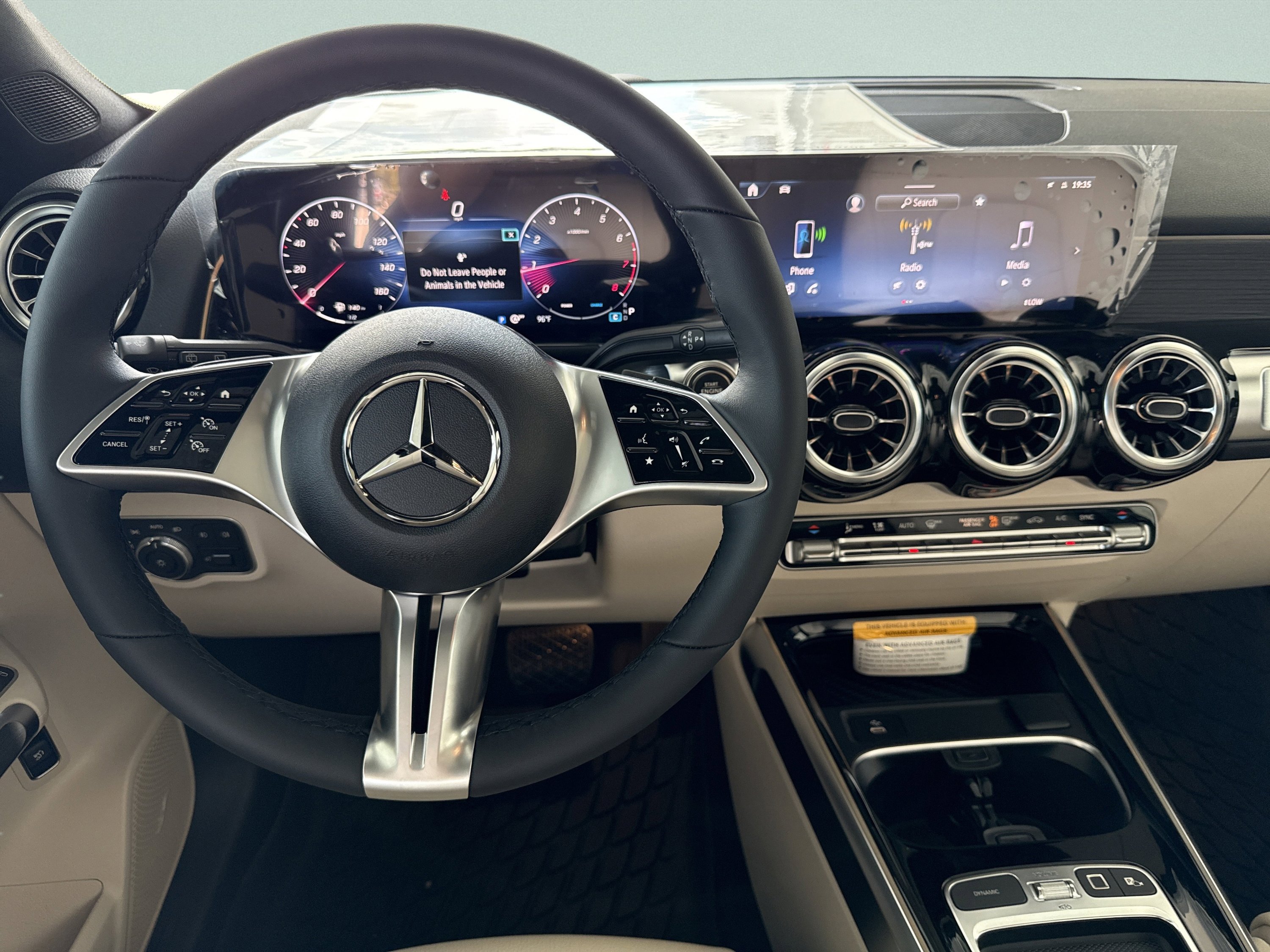 2026 Mercedes-Benz GLB GLB 250 - Photo 32
