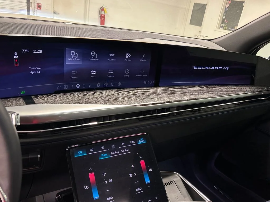 2025 Cadillac Escalade IQ Luxury 1 - Photo 36