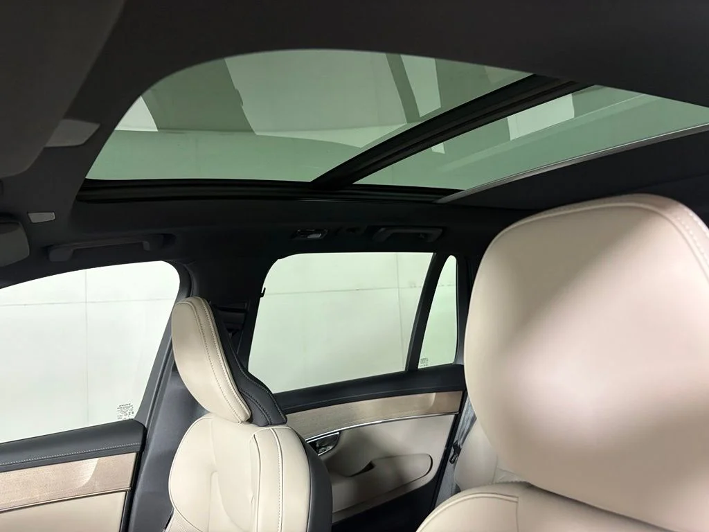 New 2026 Denim Blue Metallic Volvo Plus image 33