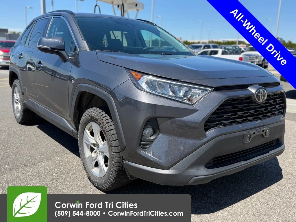 2020 Toyota RAV4 XLE AWD's photo