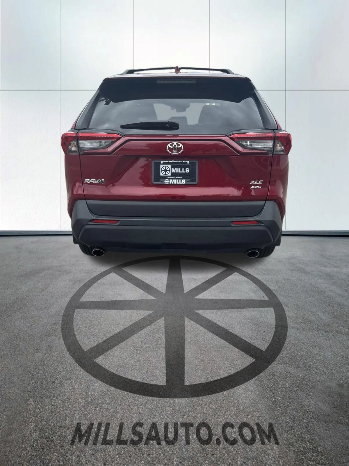 Used 2024 Red Toyota XLE image 5