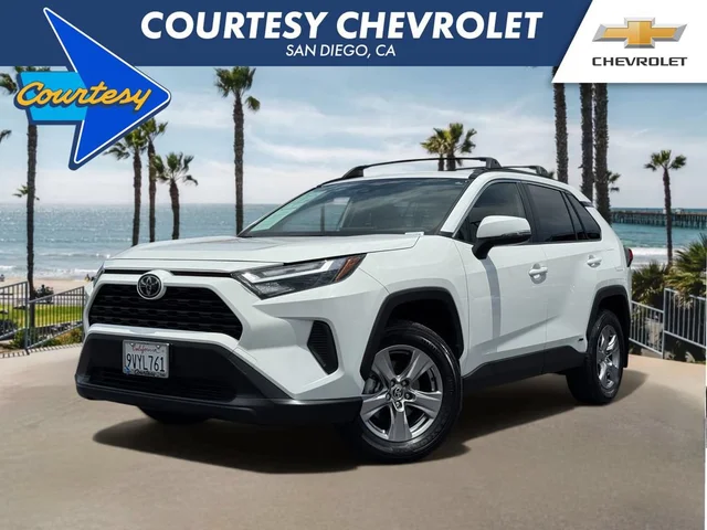 2025 Toyota RAV4 Hybrid XLE