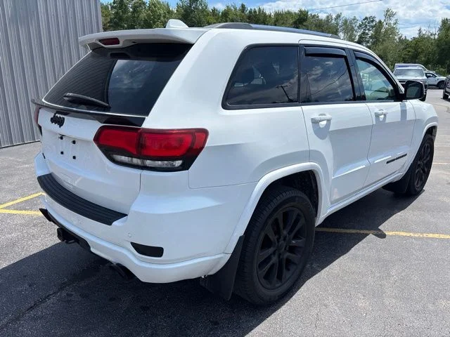 Used 2019 Bright White Clearcoat Jeep Altitude image 7