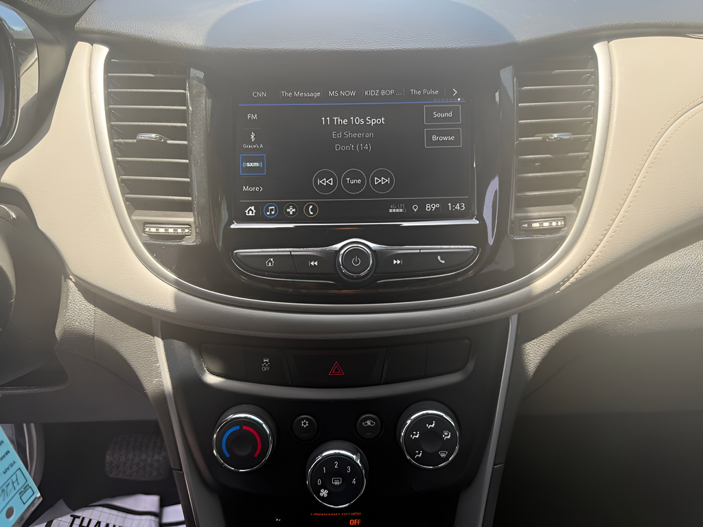 Used 2019 Gray Chevrolet LT image 17