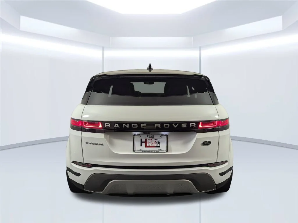 Used 2023 White Land Rover S image 24