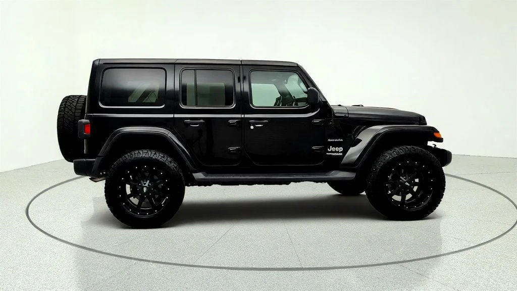 Used 2022 Black Clearcoat Jeep Unlimited Sahara 4x4 w/ Hardtop & Trailer Tow Group image 4