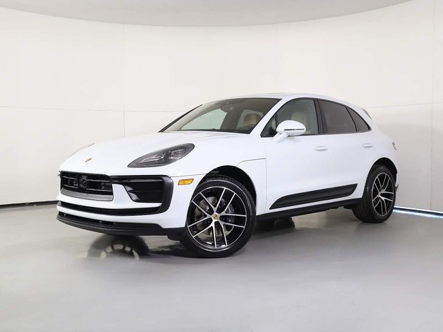 2026 Porsche Macan 