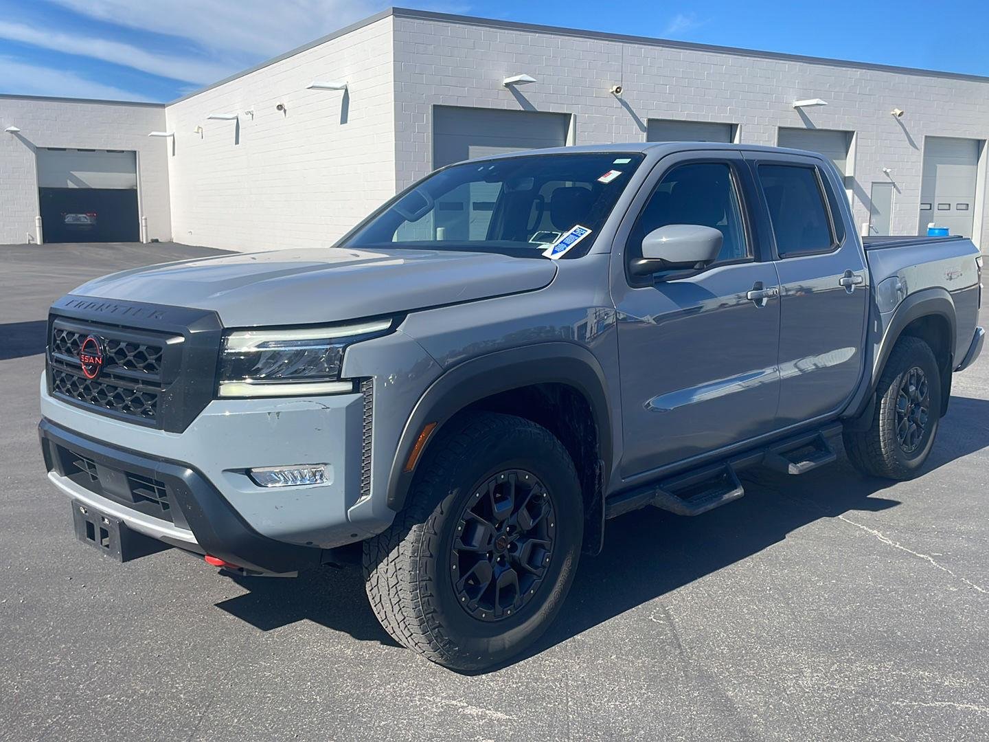 Used 2023 Boulder Gray Pearl Nissan PRO-4X image 7