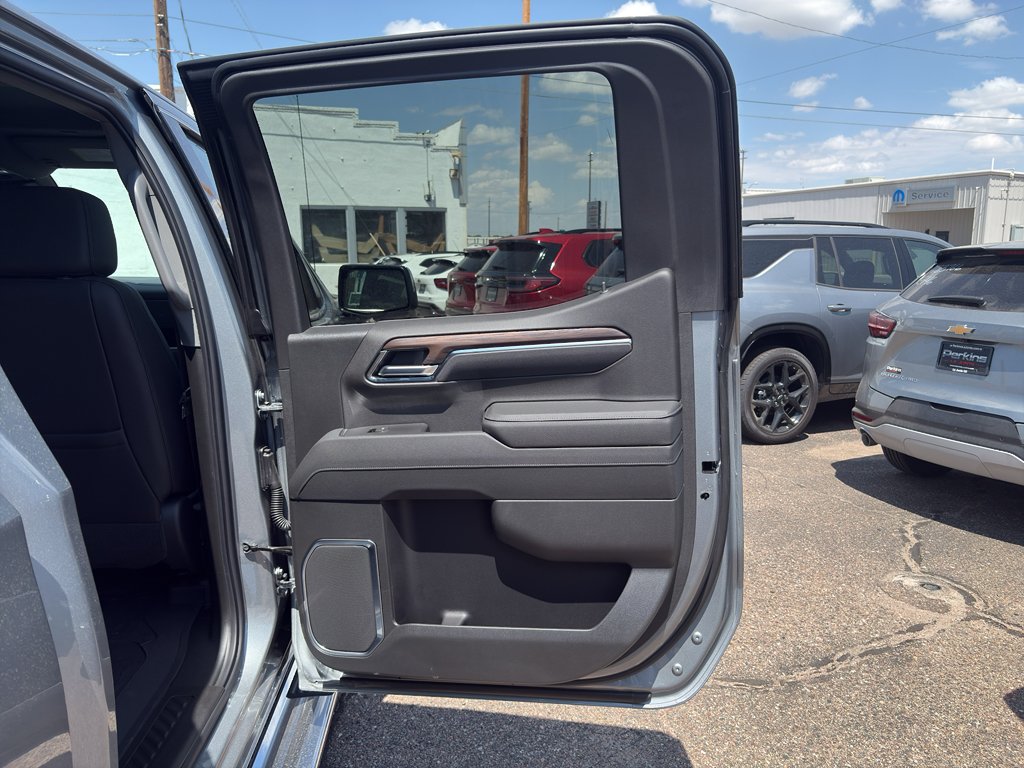 2026 GMC Sierra 1500 SLT - Photo 13