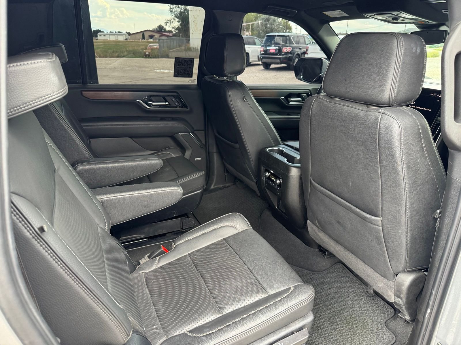 Used 2025 Silver GMC Denali image 16