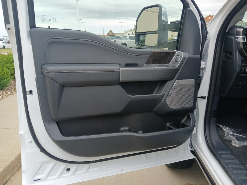 New 2026 Oxford White Ford F-250® Lariat® image 22