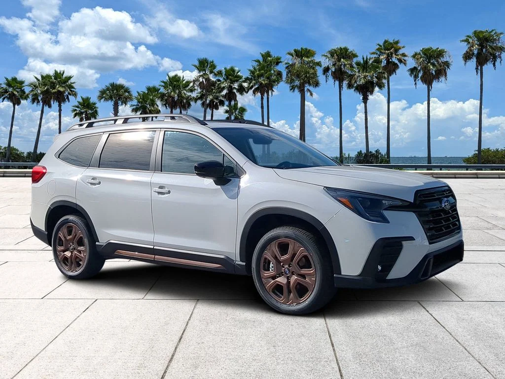 New 2026 CRYSTAL WHITE PEARL Subaru Limited Bronze Edition 7-Passenger image 2