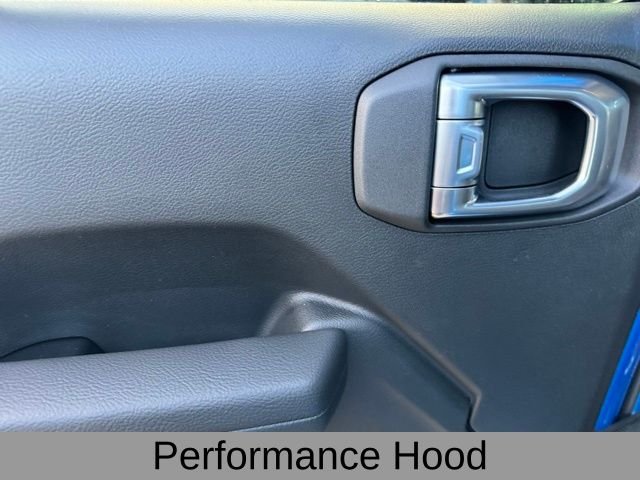 New 2026 Hydro Blue Pearl-Coat Exterior Paint Jeep Sport S image 17