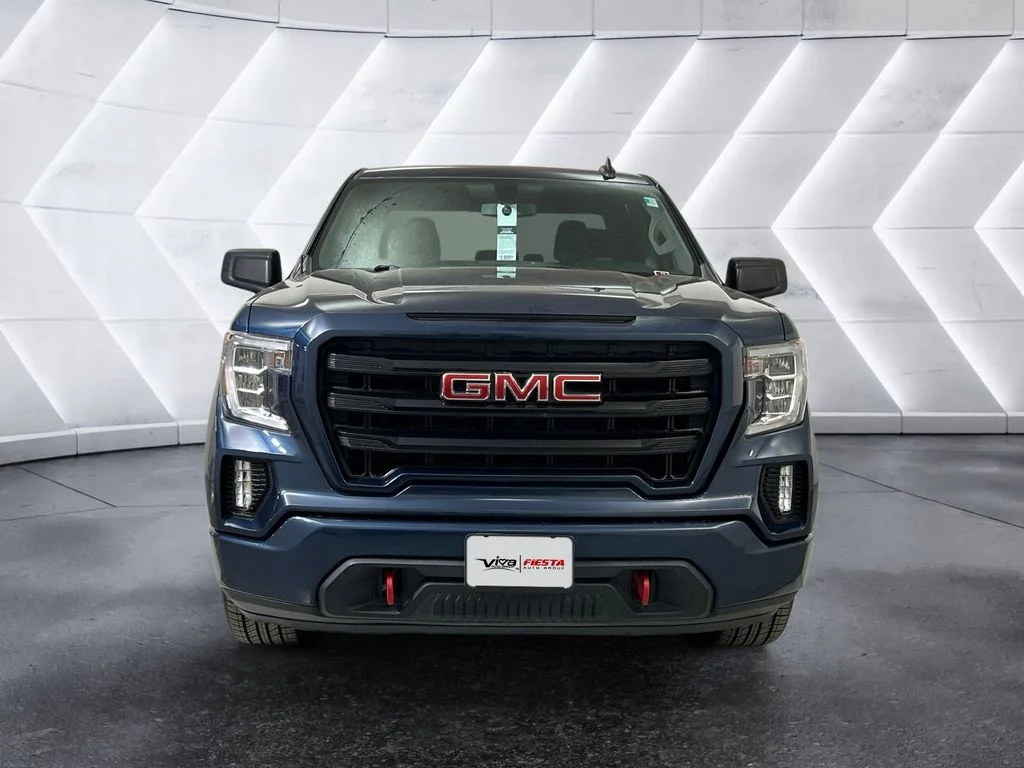 Used 2020 Blue GMC Elevation image 2