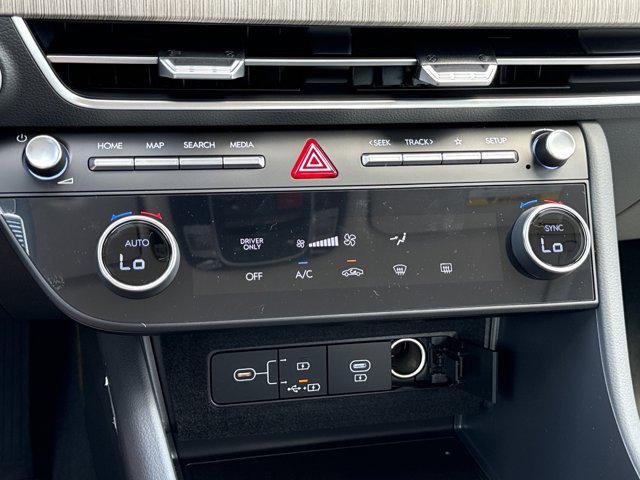 New 2026 Carbon Blue Hyundai Blue image 24