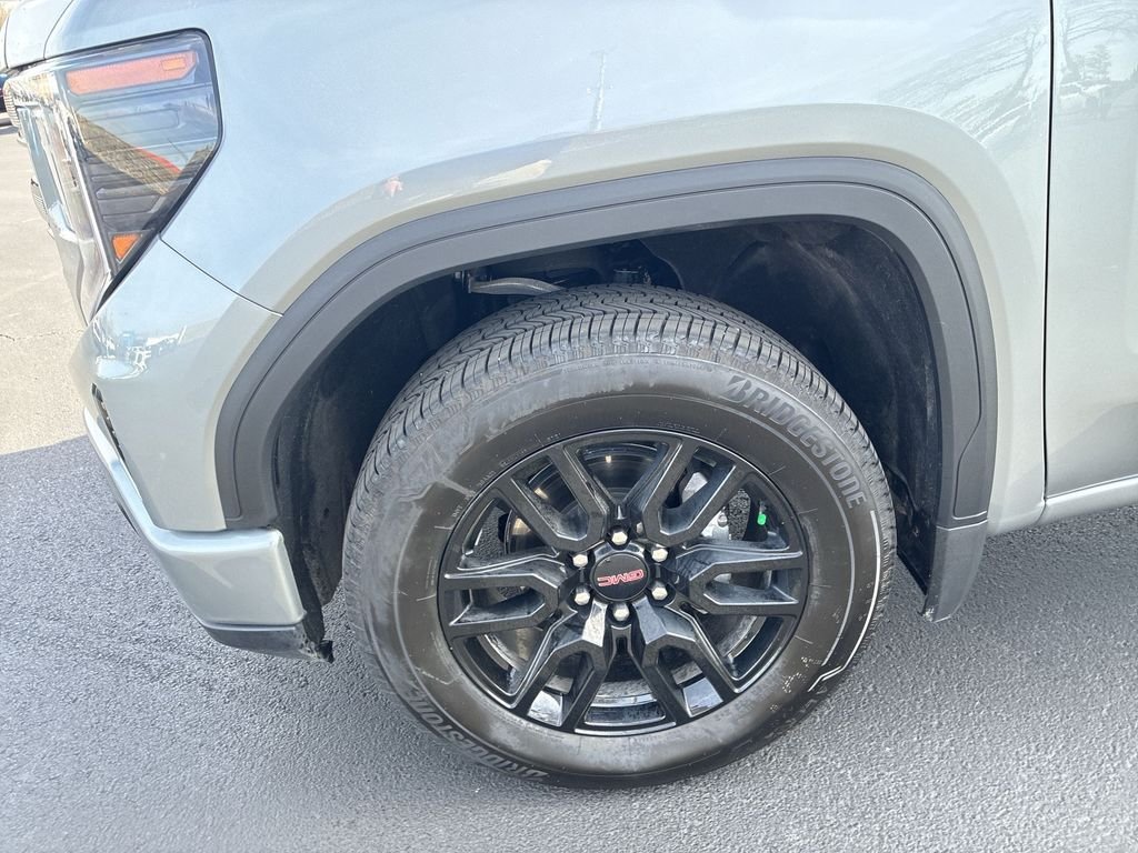 Certified Used 2026 Silver GMC Elevation image 10