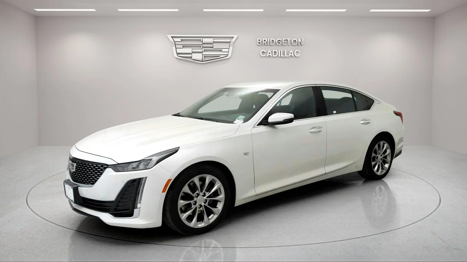 Used 2022 White Cadillac Premium Luxury image 3