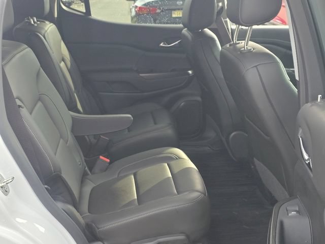 Used 2023 Summit White GMC SLT image 23