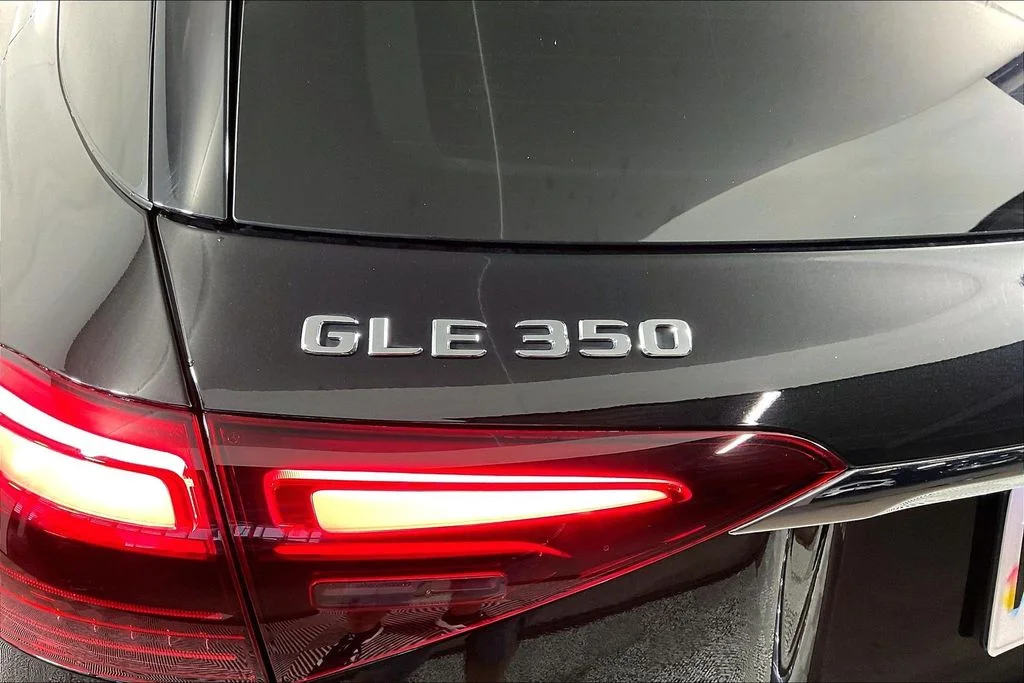 Used 2024 Black Mercedes-Benz GLE 350 image 7