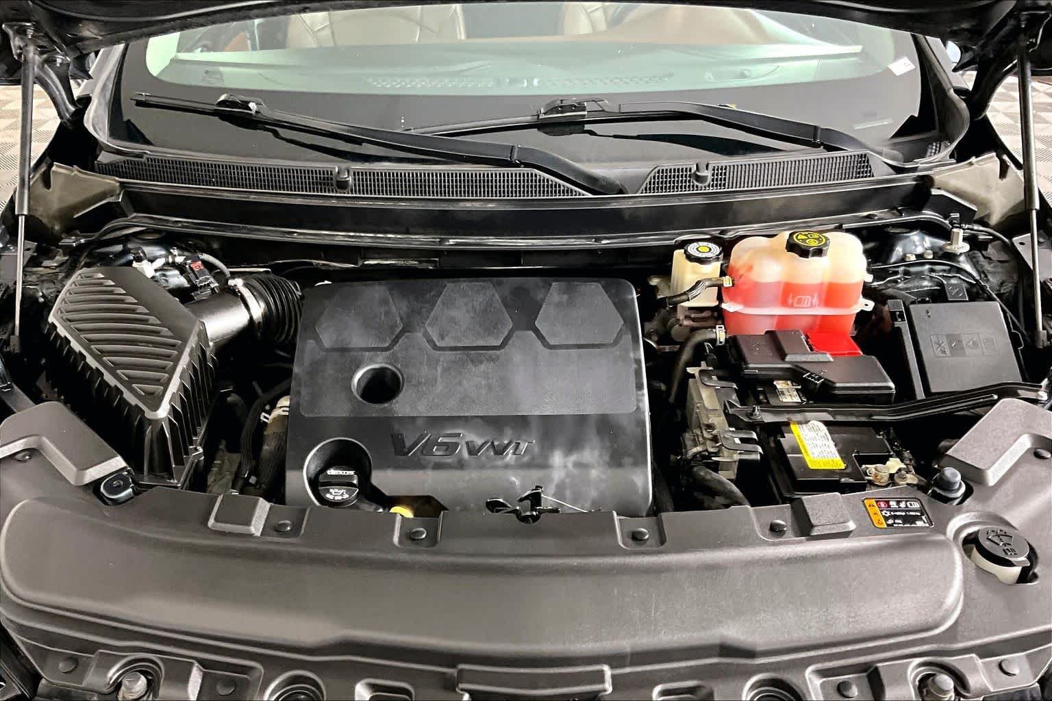 Used 2018 Includes Pitch Dark Night lower exterior accent color. Buick Avenir image 28