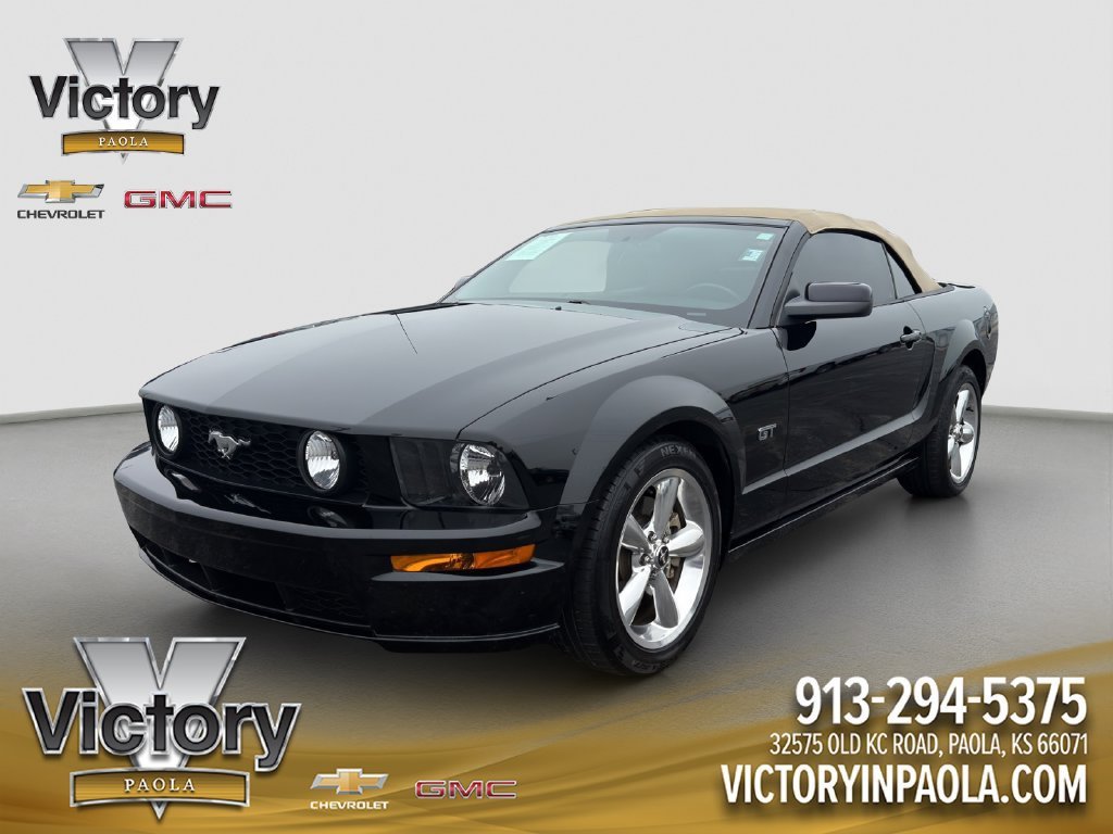 2006 Ford Mustang GT Deluxe