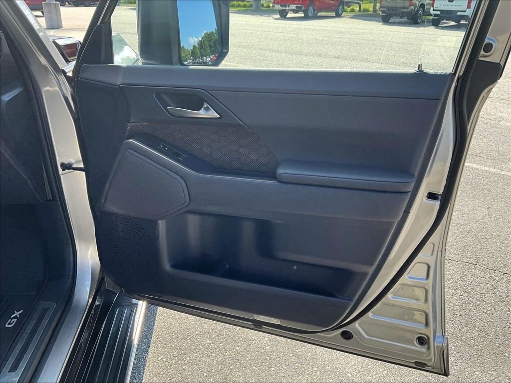 Used 2024 Silver Lexus 550 Premium+ image 12
