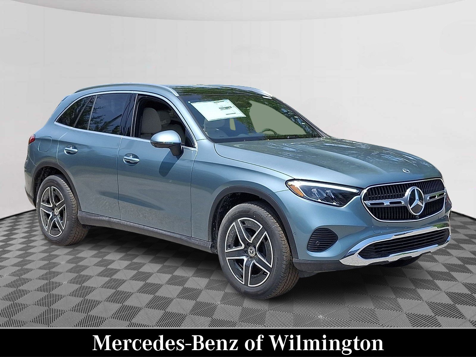 2026 Mercedes-Benz GLC Base