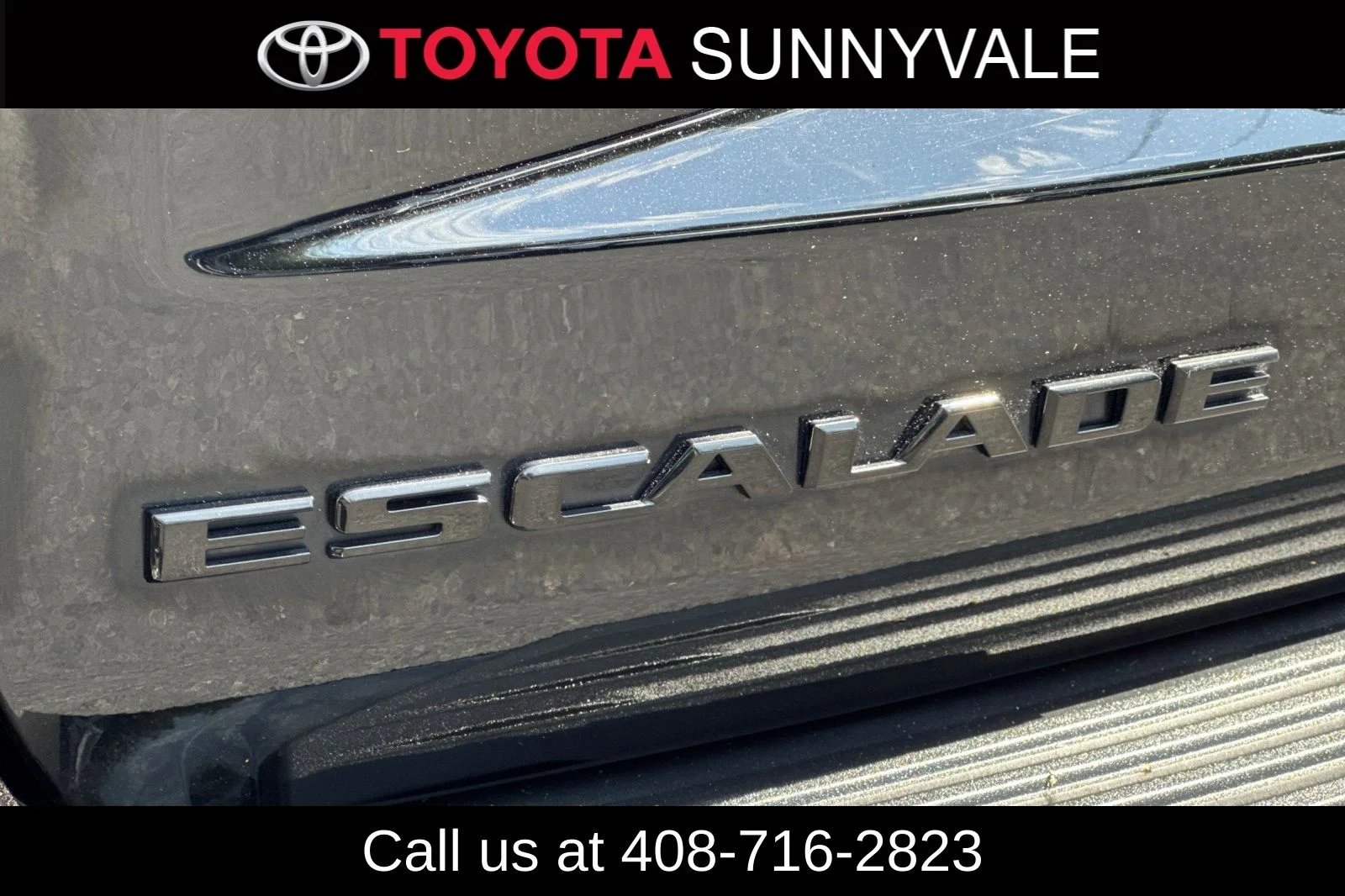 Used 2021 Black Cadillac Sport image 13
