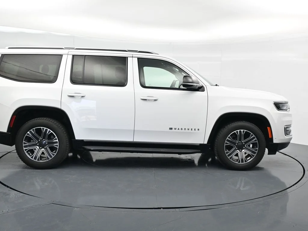Used 2024 White Jeep Series II image 8