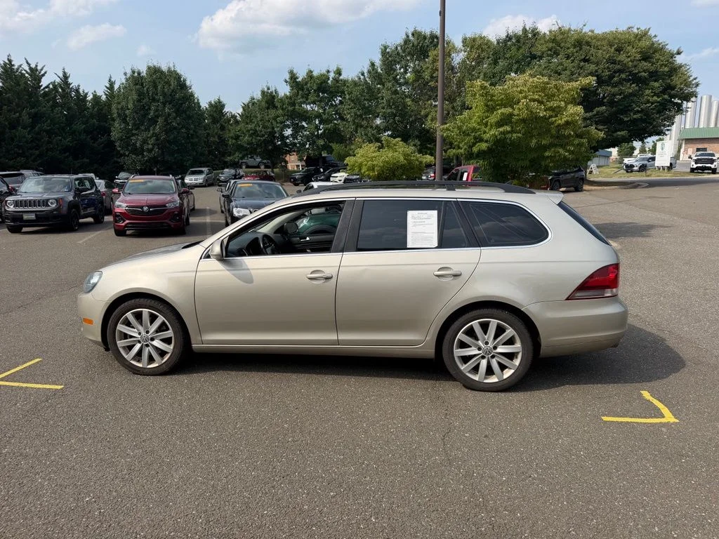 Used 2013 Silver Volkswagen 2.0L TDI image 4