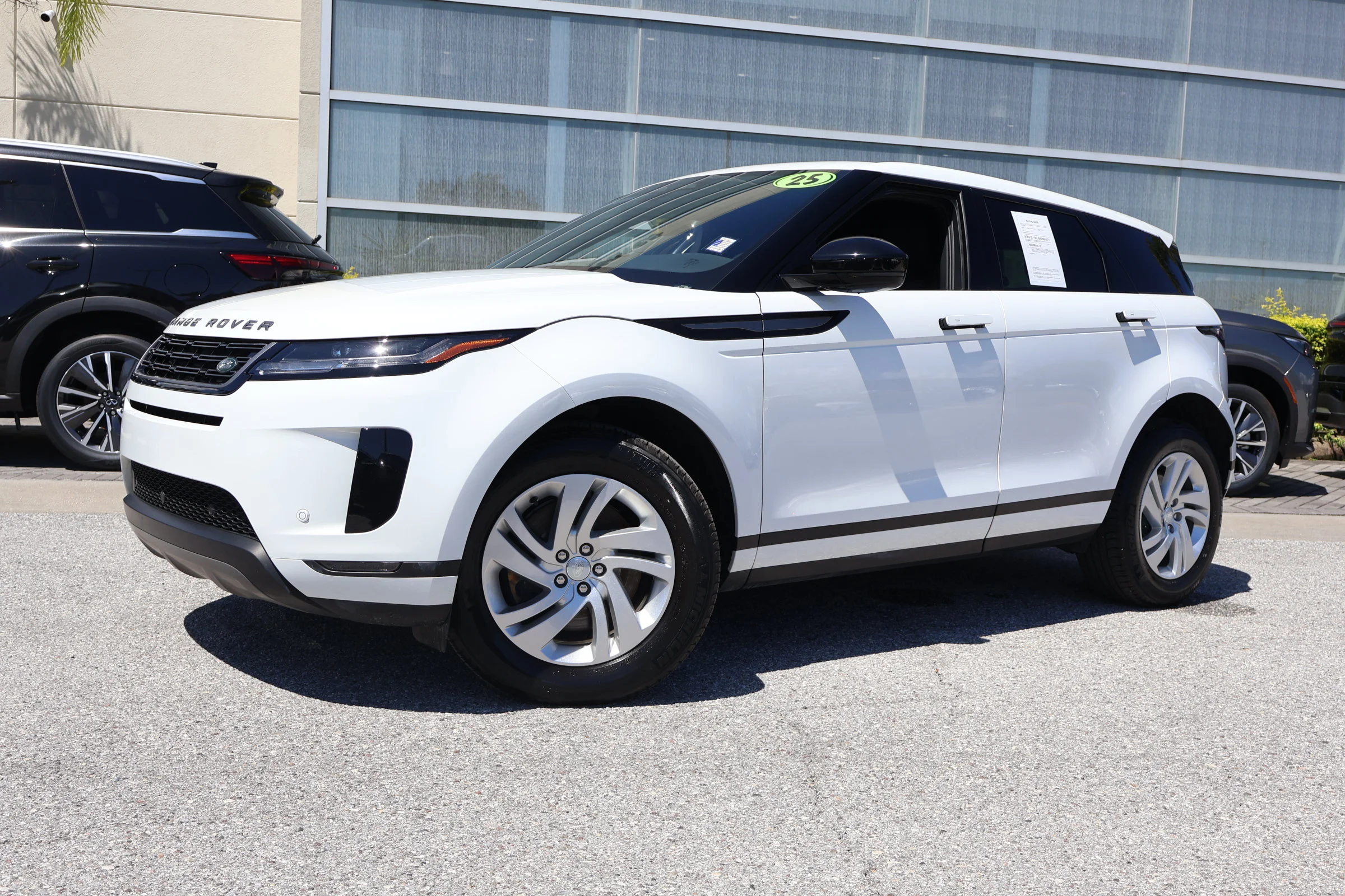 2025 Land Rover Range Rover Evoque