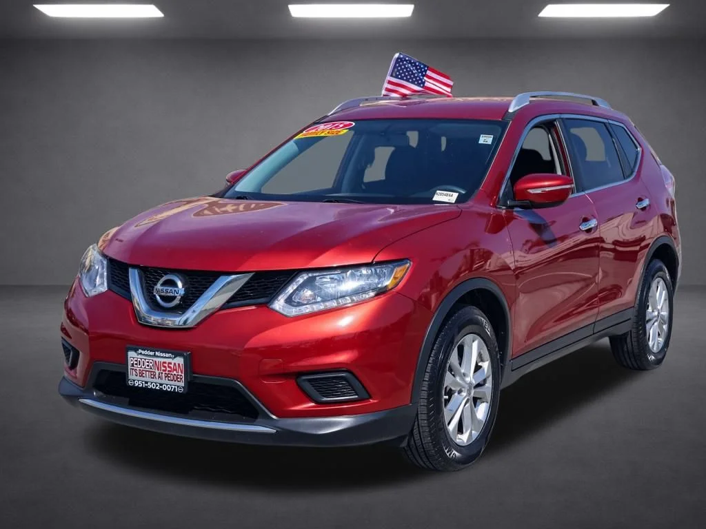 Used 2015 Red Nissan SV image 7