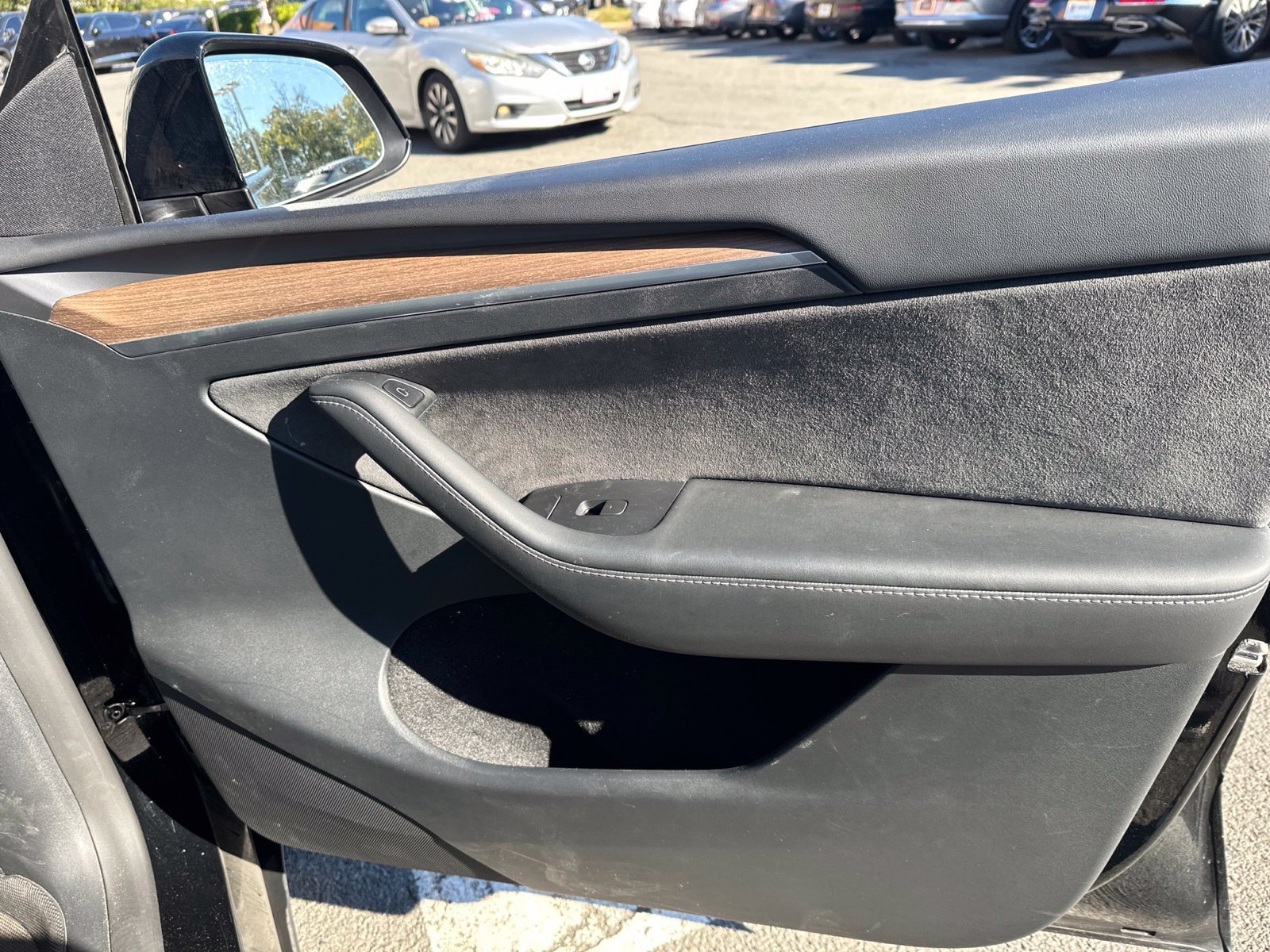 Used 2023 Black Tesla Long Range image 27