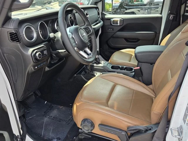 Used 2023 White Jeep Sahara 4xe image 11