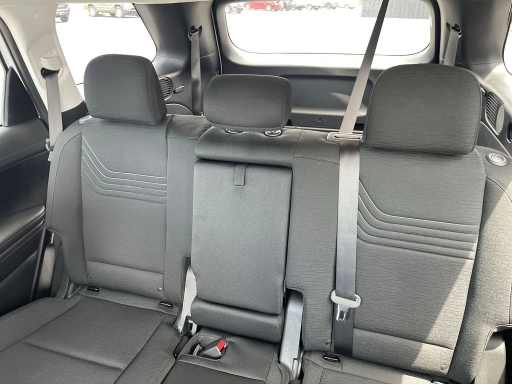 Used 2026 White Hyundai SE image 26
