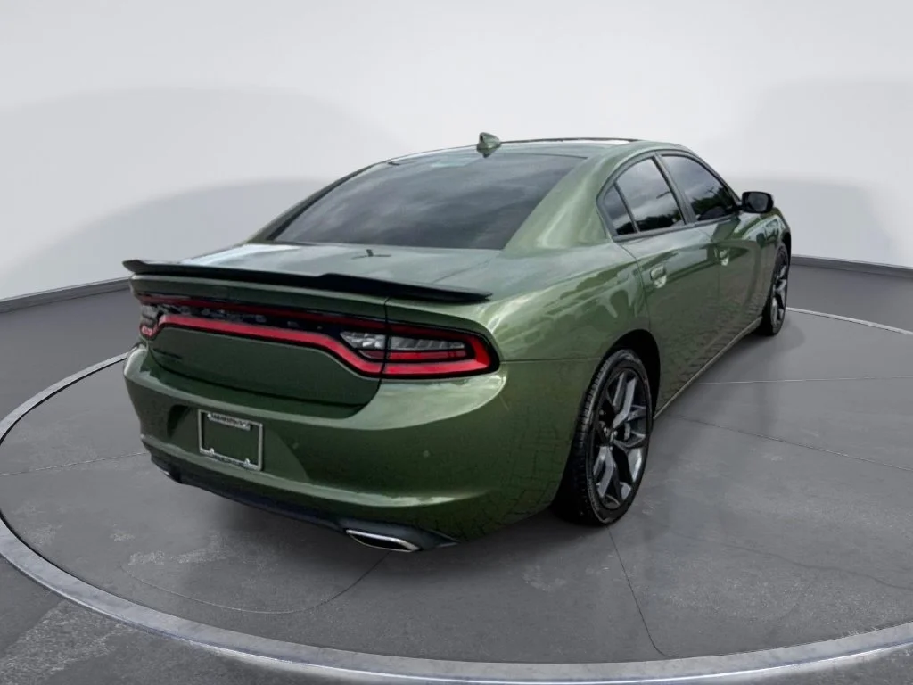 Used 2023 Green Dodge SXT image 7