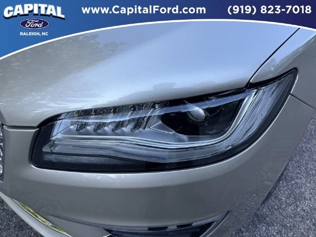 Used 2017 Gold Lincoln Premiere image 11