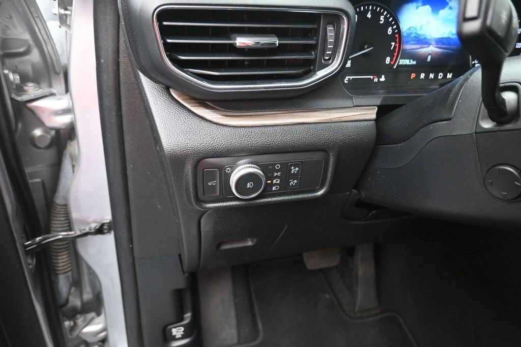 Used 2021 Silver Ford Limited image 13