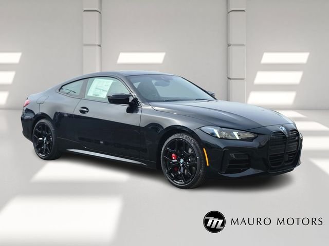 New 2026 Black BMW M440i xDrive image 1