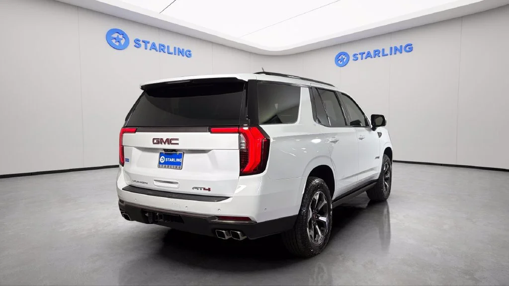2025 GMC Yukon AT4 Ultimate - Photo 9