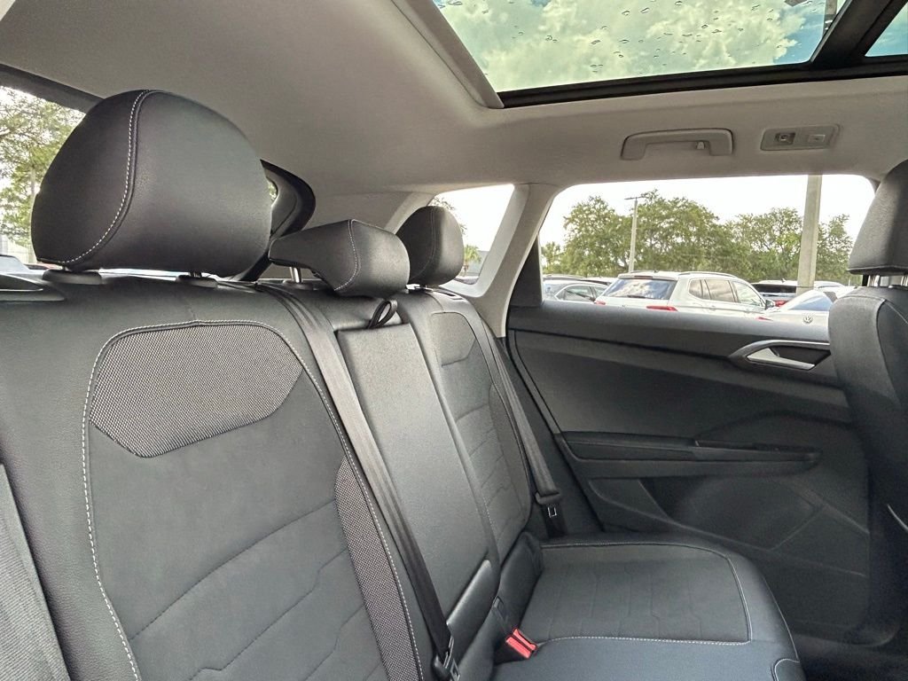 New 2026 Gray Volkswagen 1.5T SE Black image 43