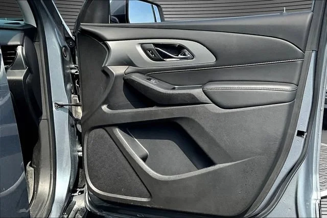 Used 2021 SATIN STEEL METALLIC Chevrolet LT Cloth image 27