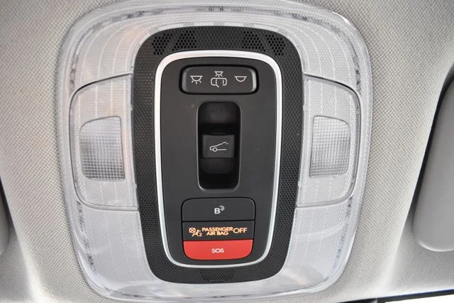 Used 2024 Red Hyundai Limited image 31
