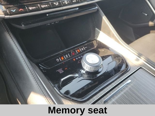 Used 2024 White Jeep Series II image 8