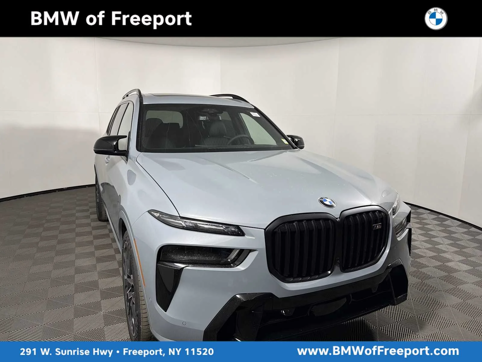 2026 BMW X7 M60i's photo