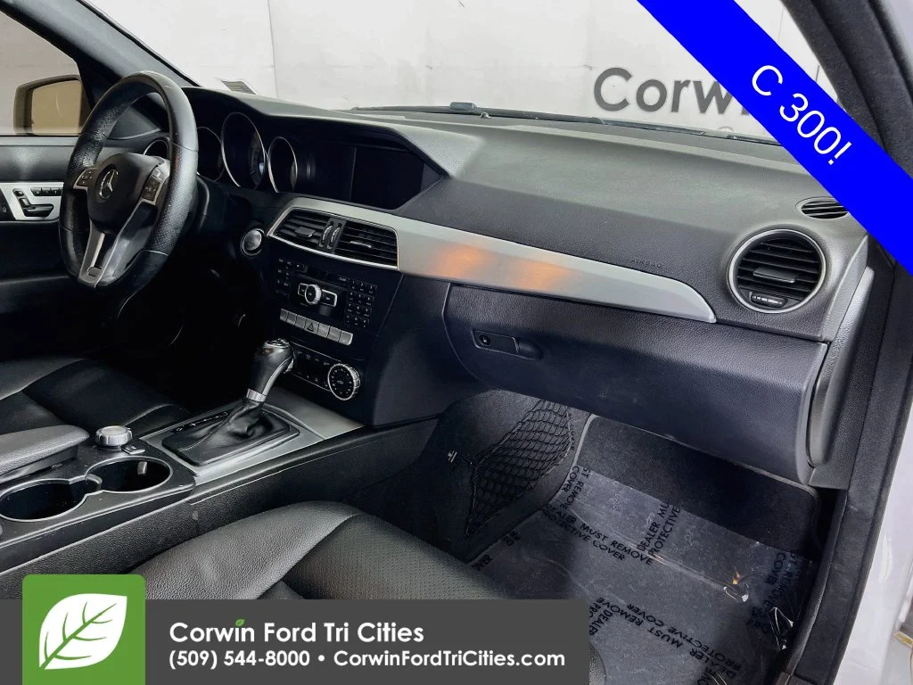 Used 2014 Polar White Mercedes-Benz C 300 image 29