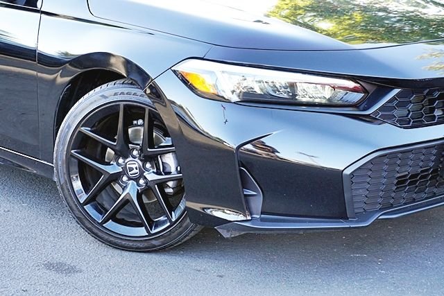 Used 2025 Black Honda Sport image 3