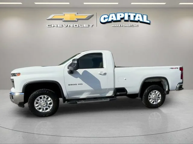 Used 2024 Summit White Chevrolet LT image 4